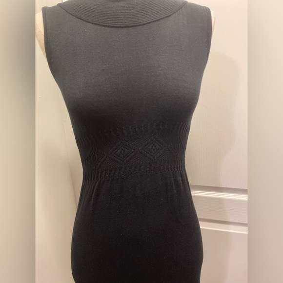 Max Studio sleeveless knit dress. - Picture 1 of 4